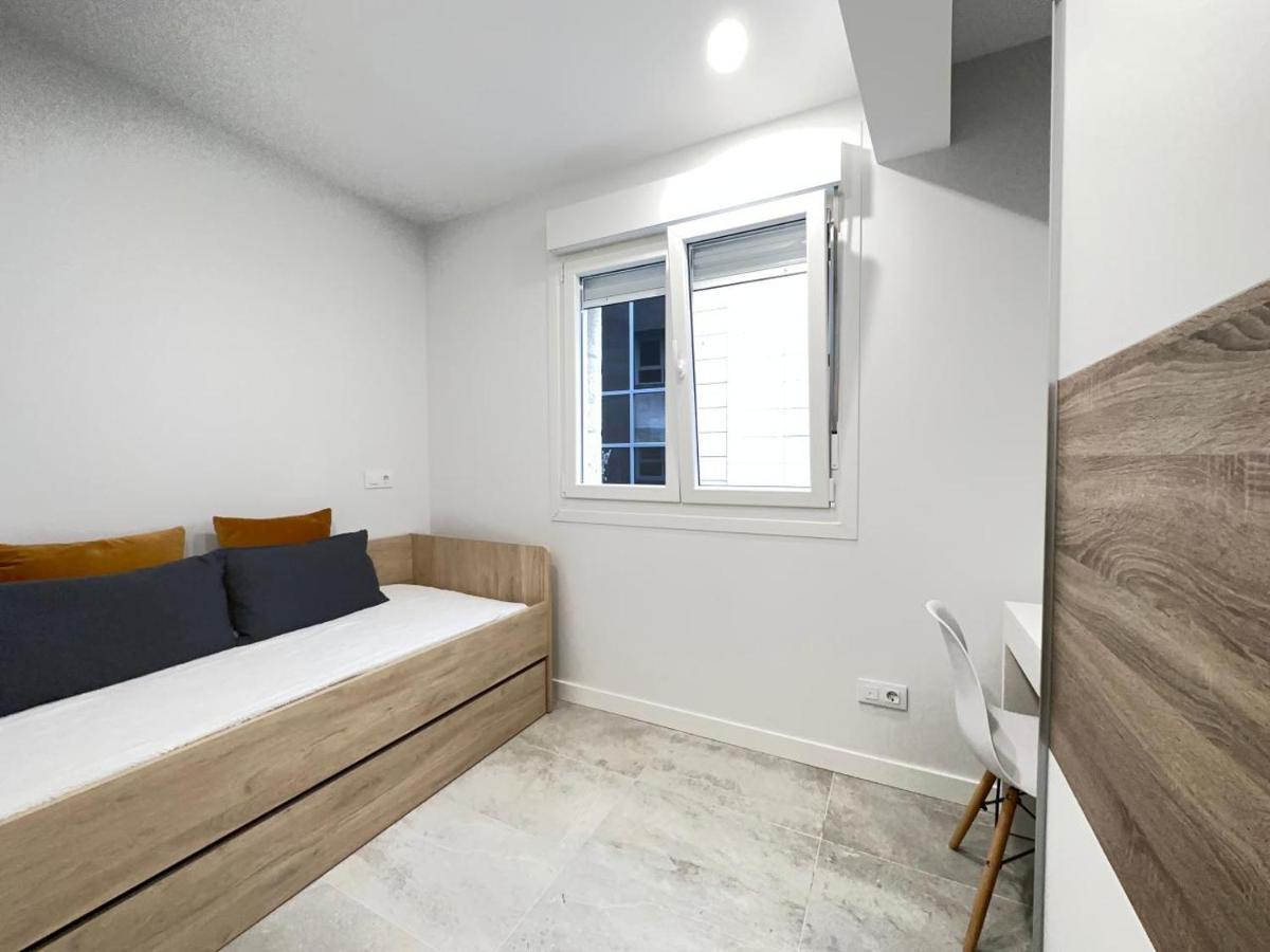 1 Piso 2 Habitaciones Centro Al Lado De Principe - Homeygalicia Vigo Eksteriør billede